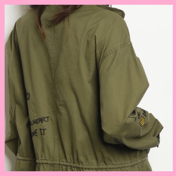 Oversized Army Jacket🚨 - Picture 3 of 5